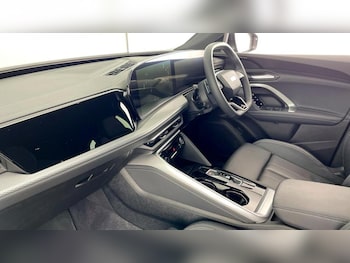 Used Audi Q5 2025 for sale - 76519738: Photo