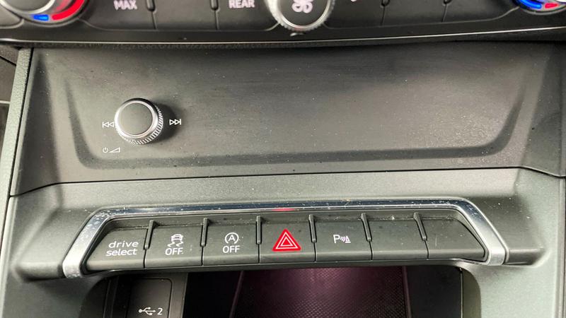 Used Audi Q3 2019 for sale - 76545452: Photo 13