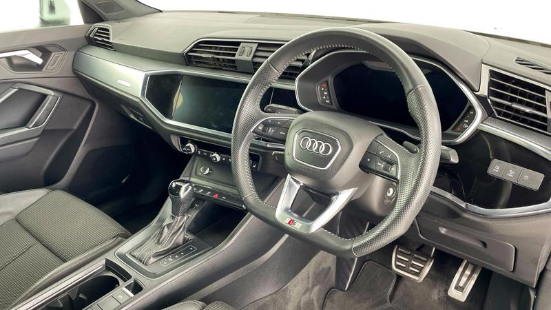 Used Audi Q3 2019 for sale - 76545452: Photo 6