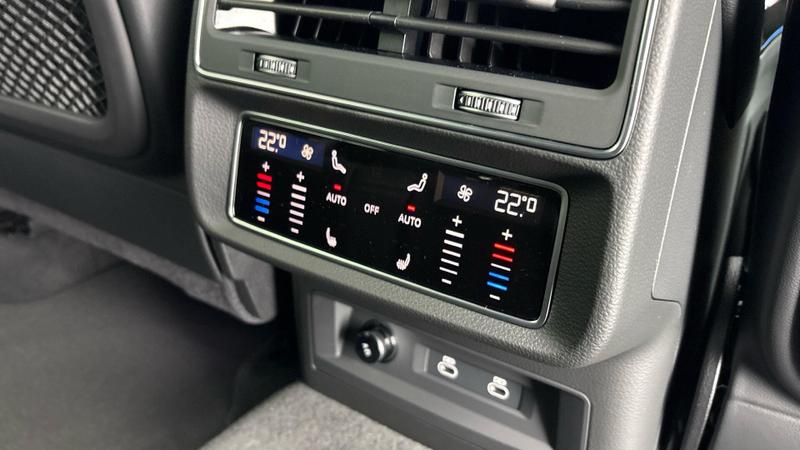 Used Audi Q8 for sale - 77447505: Photo 38