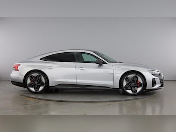 Used Audi RS e-tron GT 2024 for sale - 77059273: Photo