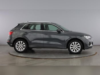 Used Audi Q3 2022 for sale - 76046524: Photo