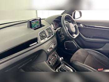 Used Audi Q3 2017 for sale - 78098447: Photo