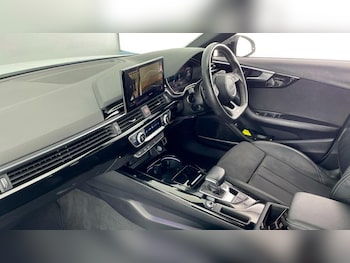 Used Audi A4 2022 for sale - 76302828: Photo