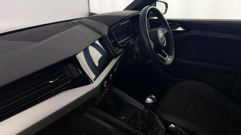 Used Audi A1 2023 for sale - 77435517: Photo 2