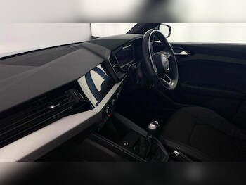 Used Audi A1 2023 for sale - 77435517: Photo