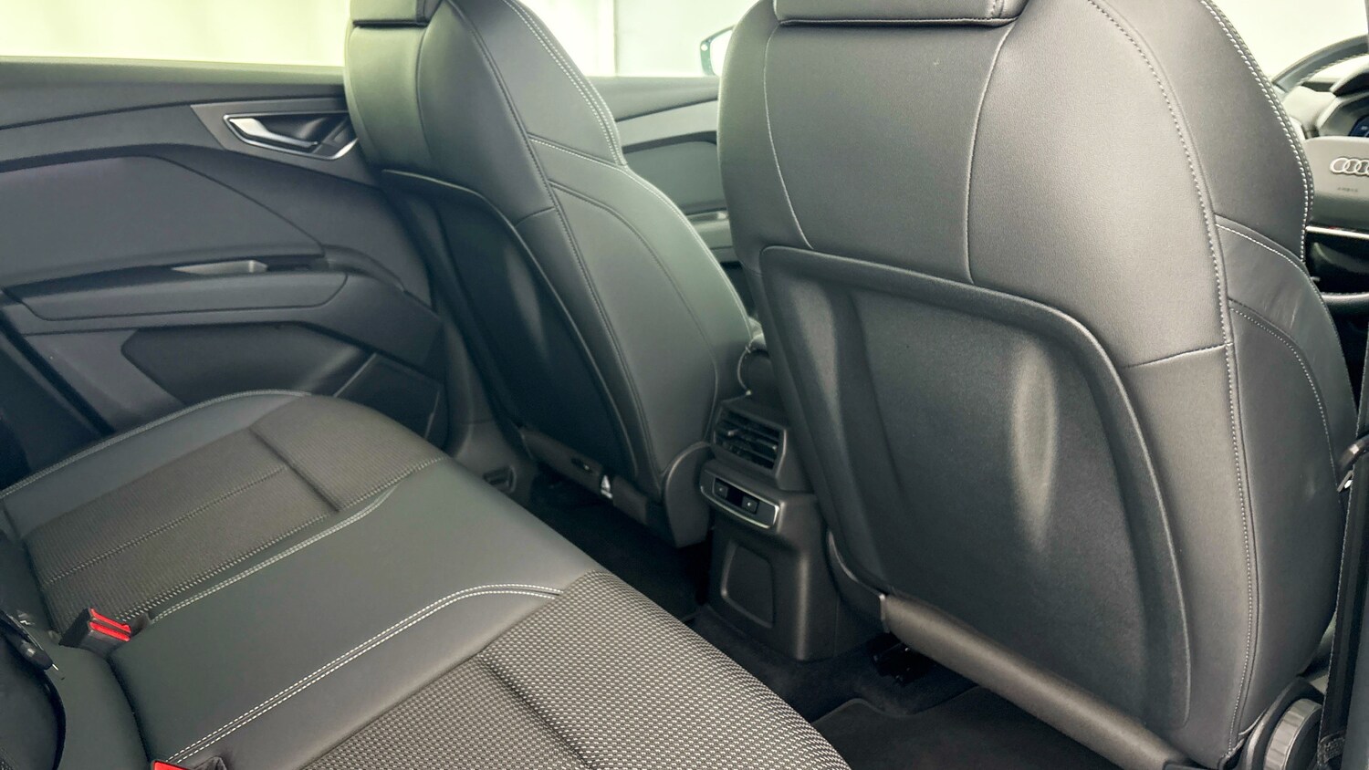 Used Audi Q4 e-tron 2023 for sale - 77603171: Photo 29