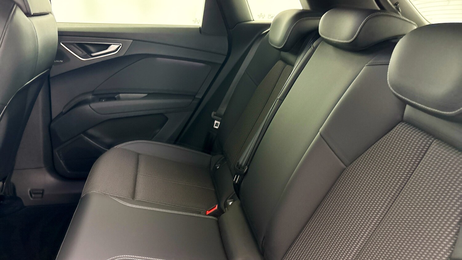 Used Audi Q4 e-tron 2023 for sale - 77603171: Photo 38