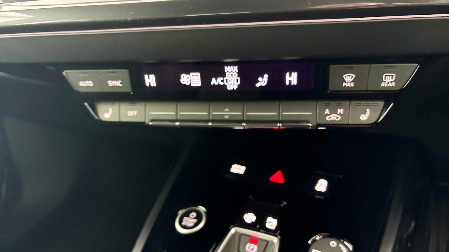 Used Audi Q4 e-tron 2023 for sale - 77603171: Photo 7