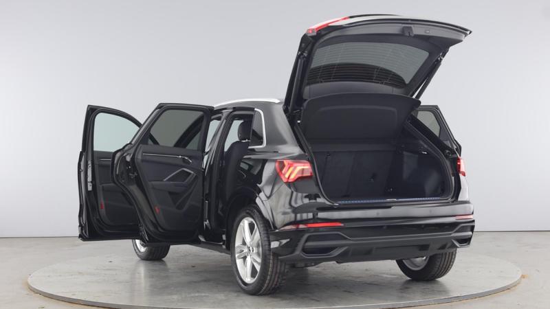 Used Audi Q3 2025 for sale - 76302830: Photo 11