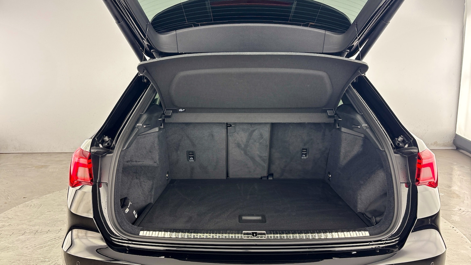 Used Audi Q3 2024 for sale - 78112258: Photo 38