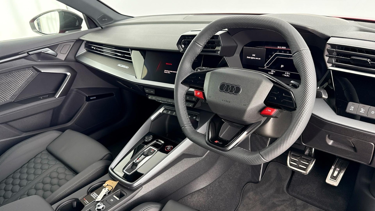 Used Audi RS3 2025 for sale - 77504790: Photo 6