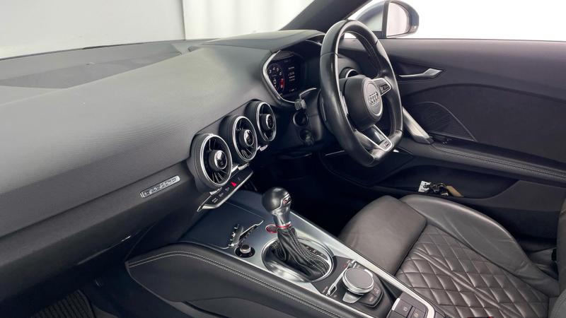 Used Audi TT 2017 for sale - 76494651: Photo 2