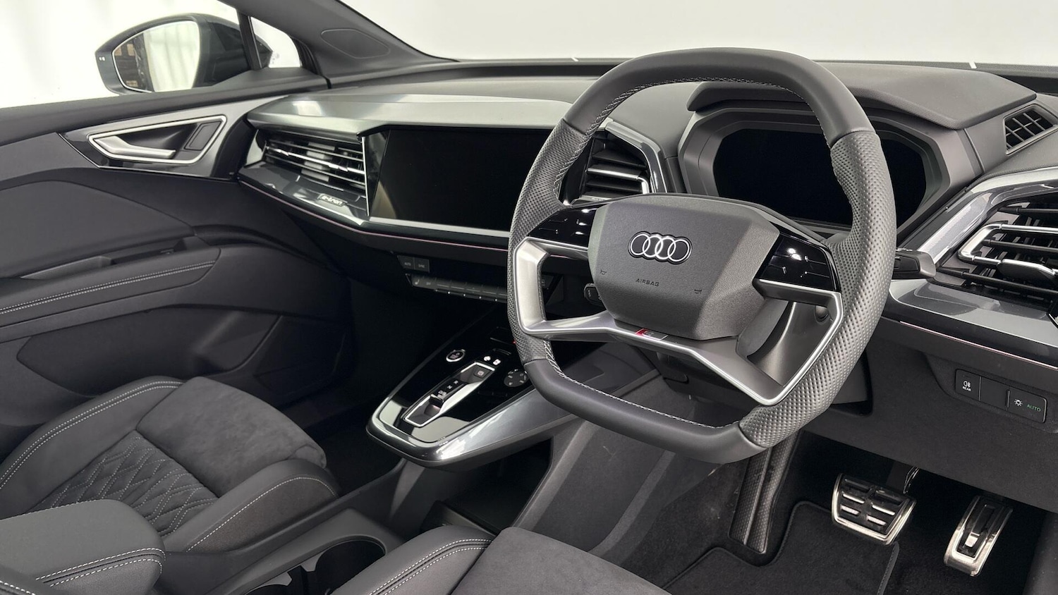 Used Audi Q4 e-tron for sale - 77603104: Photo 6