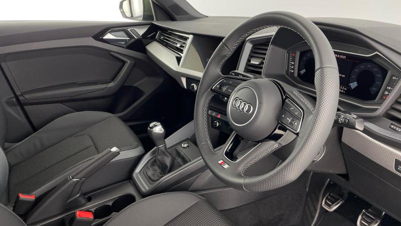 Used Audi A1 for sale - 77447604: Photo 6