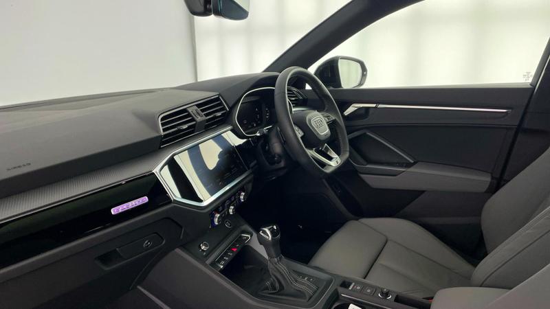 Used Audi Q3 2025 for sale - 76722785: Photo 2