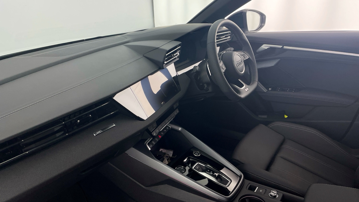 Used Audi A3 2025 for sale - 77603156: Photo 2