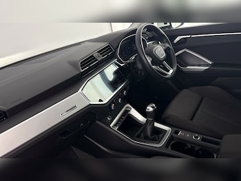 Used Audi Q3 2019 for sale - 77822418: Photo