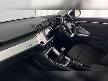 Used Audi Q3 2024 for sale - 75504744: Photo