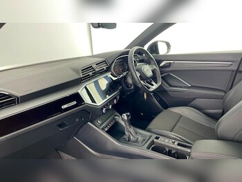 Used Audi Q3 2023 for sale - 75118359: Photo
