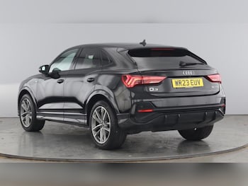 Used Audi Q3 2023 for sale - 75118359: Photo
