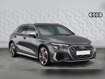 2022 - TFSI 310 PS S tronic Automatic 5-Door