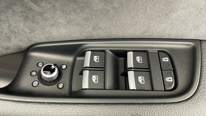 Used Audi Q7 2025 for sale - 76545454: Photo 19