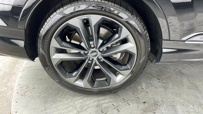 Used Audi Q7 2025 for sale - 76545454: Photo 30