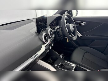 Used Audi Q2 undefined for sale - 77851547: Photo