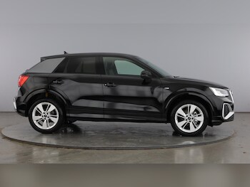 Used Audi Q2 undefined for sale - 77851547: Photo