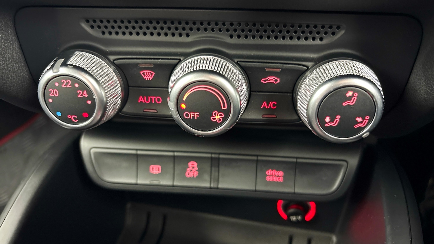 Used Audi A1 2017 for sale - 77602363: Photo 14