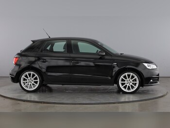 Used Audi A1 2017 for sale - 77602363: Photo