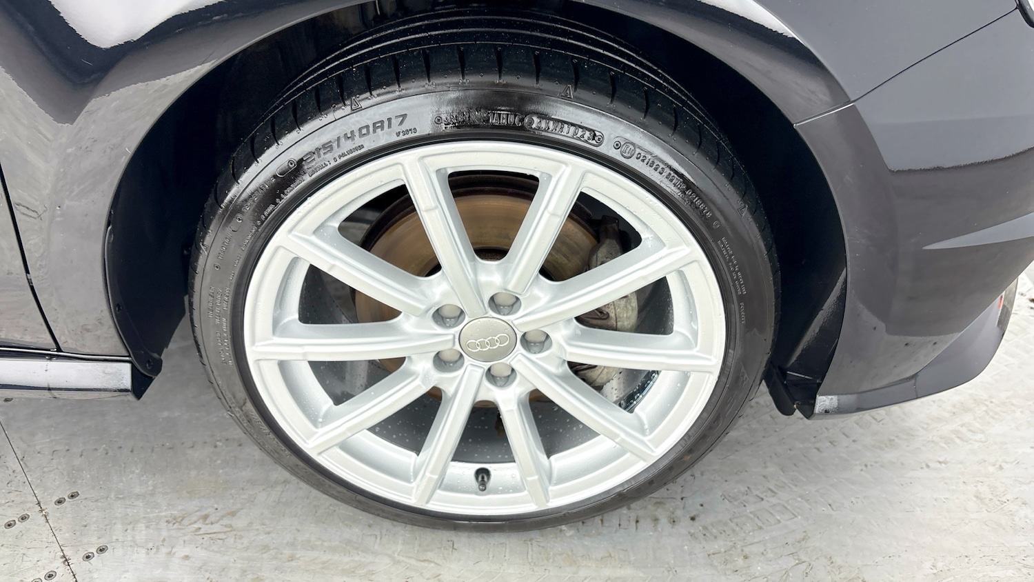 Used Audi A1 2017 for sale - 77602363: Photo 5