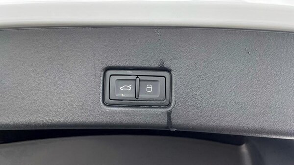 Used Audi Q4 e-tron 2024 for sale - 75038941: Photo 28