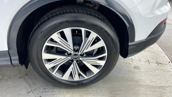 Used Audi Q4 e-tron 2024 for sale - 75038941: Photo 29