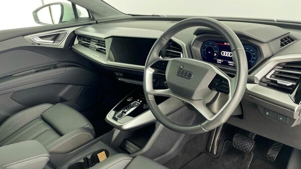 Used Audi Q4 e-tron 2024 for sale - 75038941: Photo 6