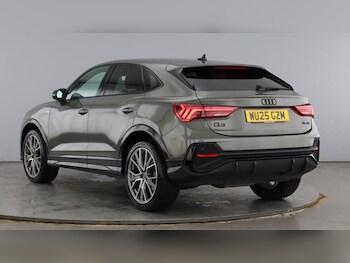 Used Audi Q3 2025 for sale - 76067610: Photo