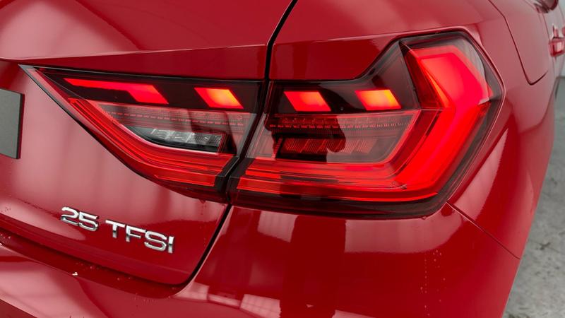 Used Audi A1 for sale - 77462441: Photo 28