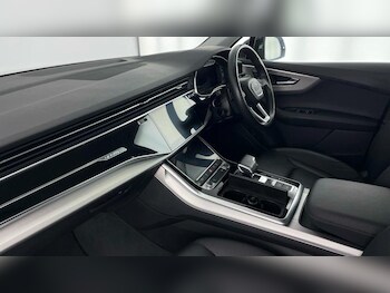 Used Audi Q7 2022 for sale - 76421997: Photo