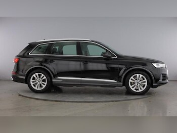 Used Audi Q7 2022 for sale - 76421997: Photo