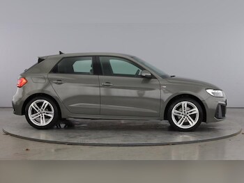Used Audi A1 2019 for sale - 77001471: Photo