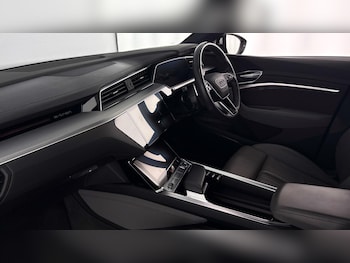 Used Audi e-tron 2022 for sale - 77617052: Photo