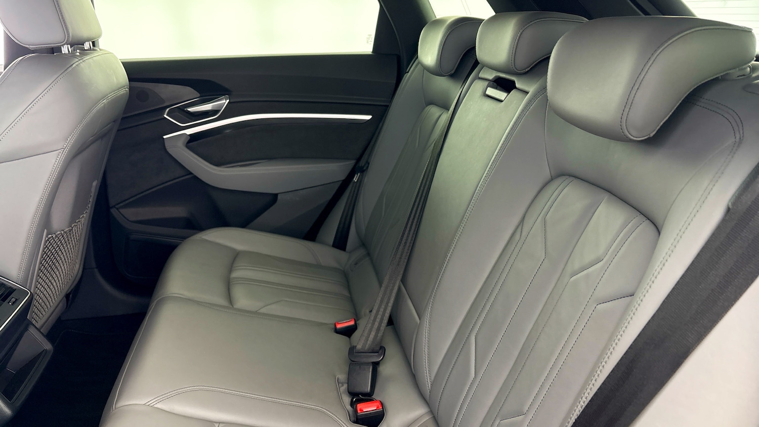 Used Audi e-tron 2022 for sale - 77617052: Photo 37