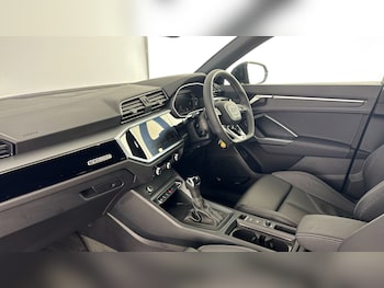 Used Audi Q3 2025 for sale - 78513052: Photo