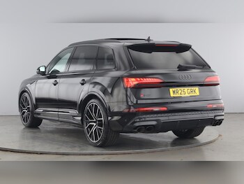 Used Audi Q7 2025 for sale - 77504743: Photo