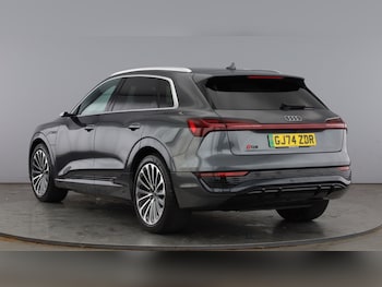 Used Audi Q8 e-tron 2024 for sale - 78332720: Photo
