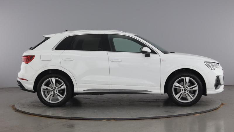 Used Audi Q3 2025 for sale - 76882648: Photo 4