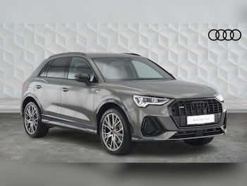 Audi - Q3