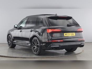 Used Audi Q7 2025 for sale - 77629495: Photo