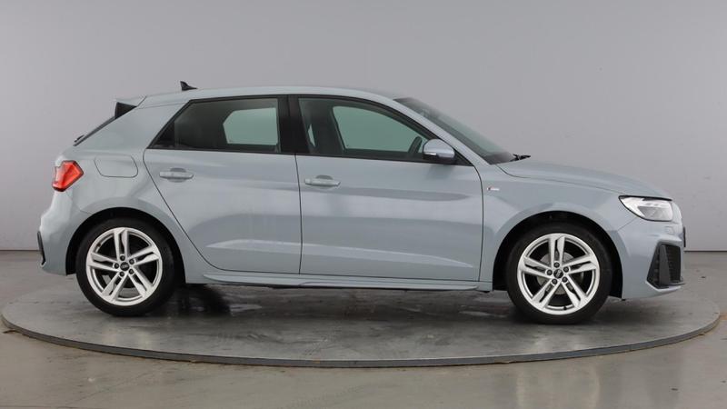 Used Audi A1 2023 for sale - 77148151: Photo 4